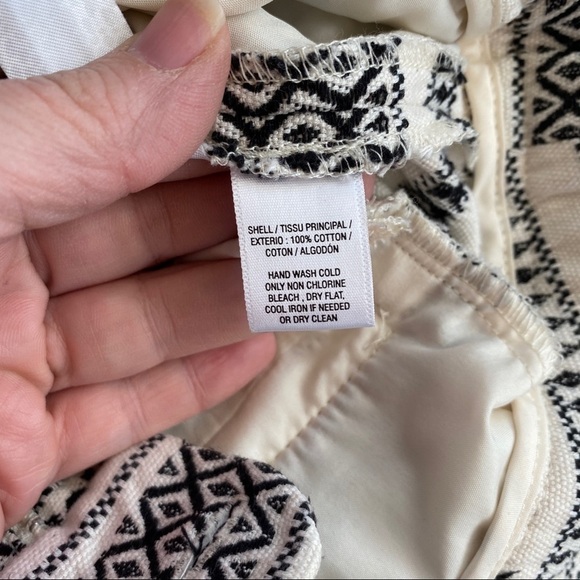 Ann Taylor LOFT The Riviera Textured Knit Bohemian Shorts 4 - Picture 7 of 12
